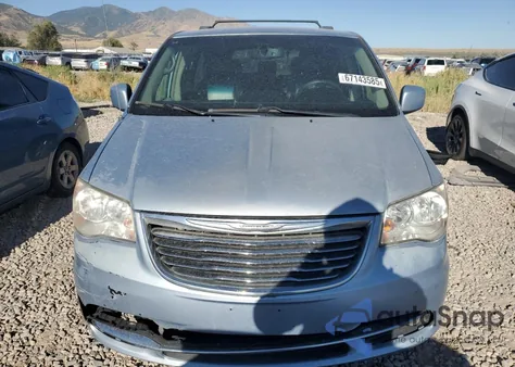 2013 Chrysler Town & Country Touring из США, поврежденный, VIN 2C4RC1BG3DR684116